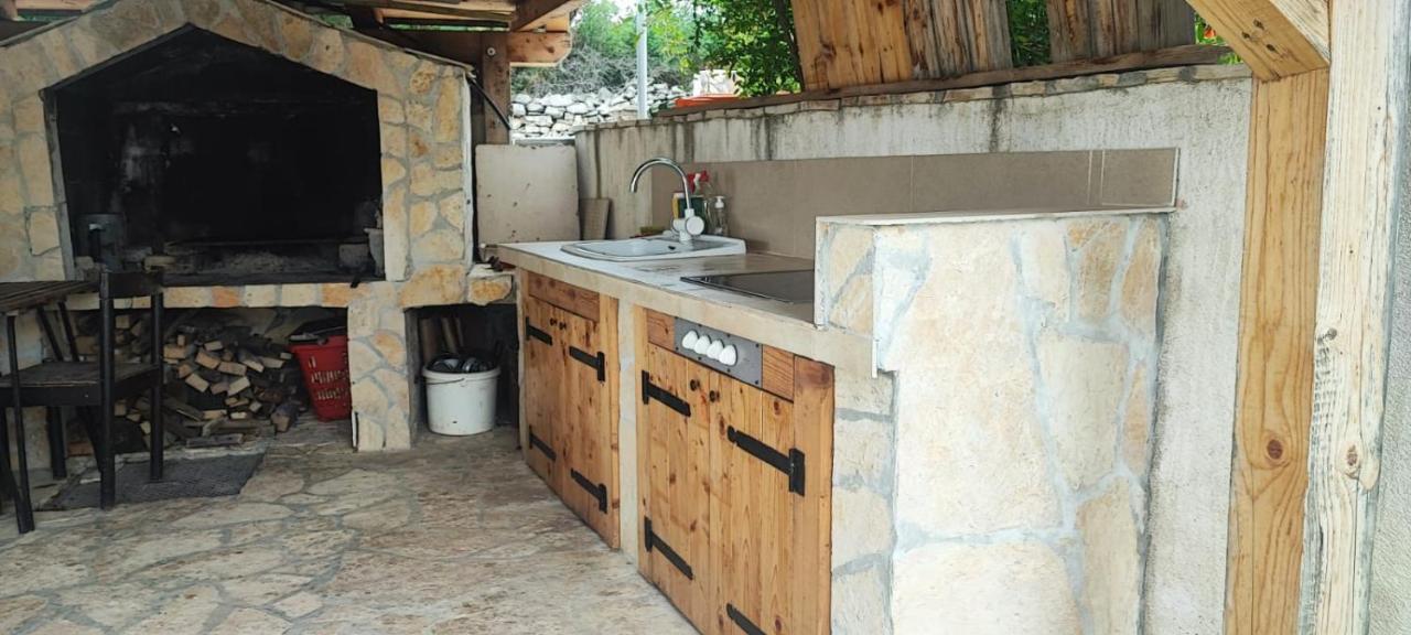 Kuca Za Odmor Postonjski Maslenica Ngoại thất bức ảnh